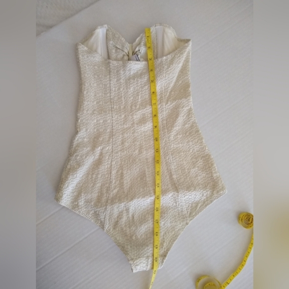 Lisa Marie Fernandez 🔥 White/Sand Seersucker Textured Cutout One Piece Sz Sm. - Picture 7 of 14